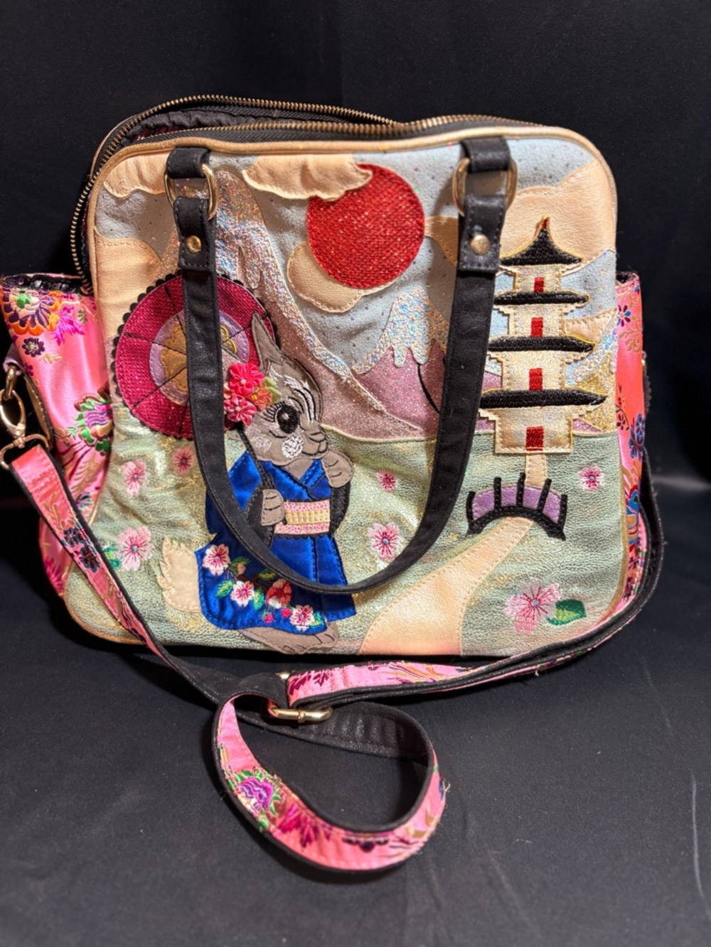 Discontinued and Ultra-rare Irregular Choice Blossom Bunny bag, Pink - Picture 2 of 8